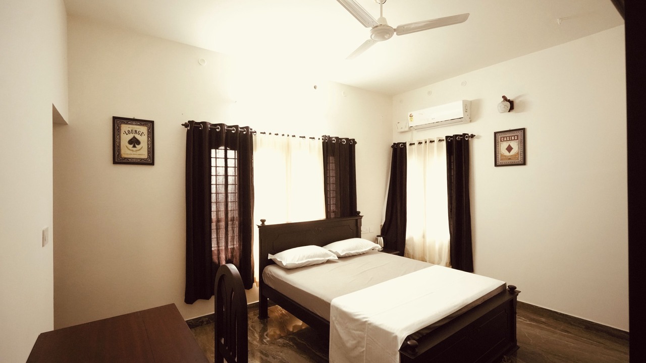 Photo of Bedroom in Alappuzha