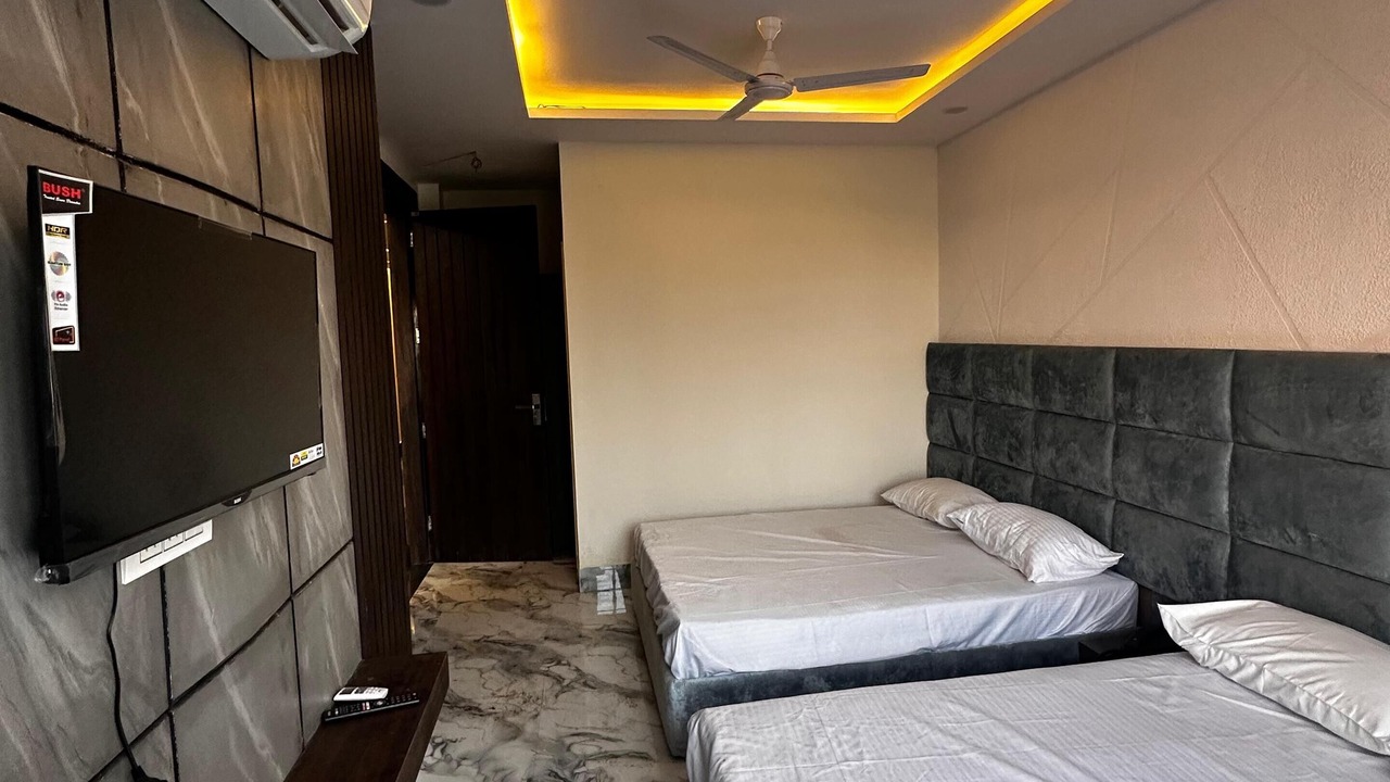 Photo of Bedroom in Haridwar
