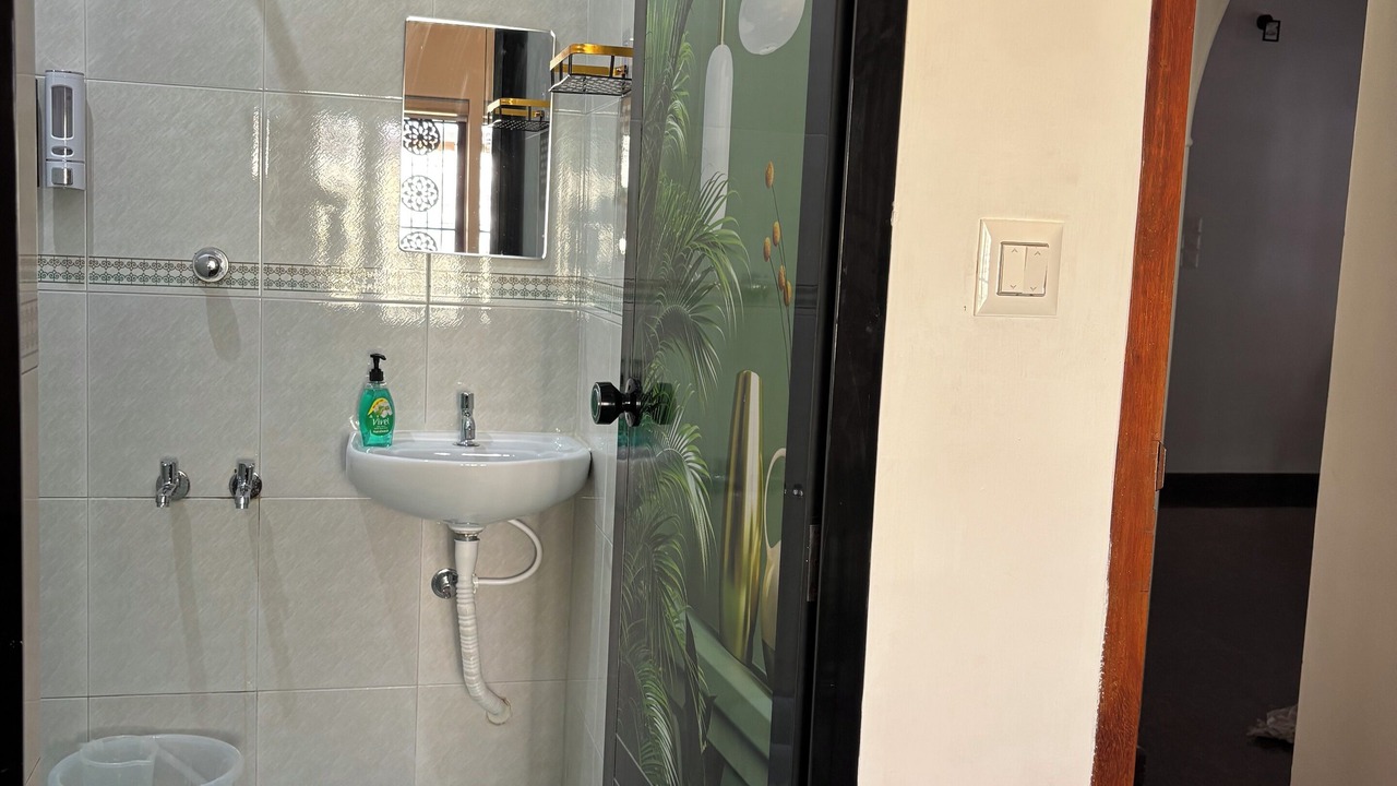 Photo of Bathroom in Chirayinkil