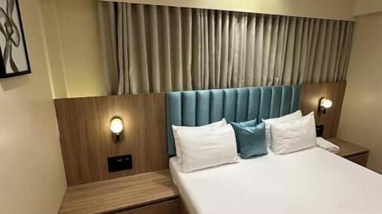 Photo of Bedroom in Khar