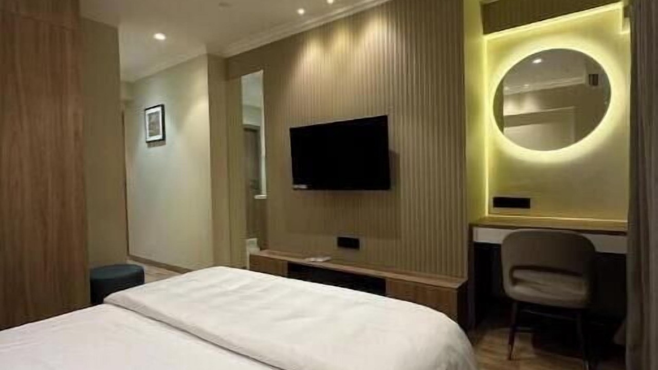 Photo of Bedroom in Khar