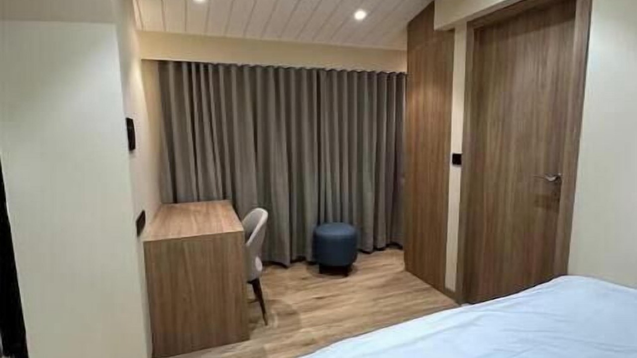Photo of Bedroom in Khar