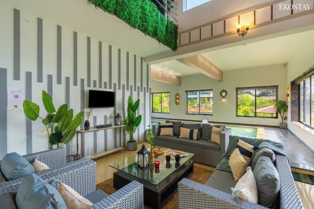 Photo of Livingroom in Aamby Valley City