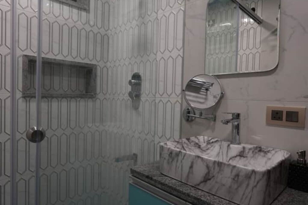 Photo of Bathroom in Cooke Town