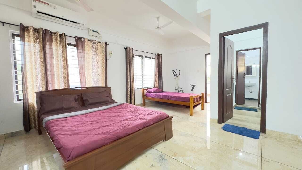 Photo of Bedroom in Thiruvananthapuram