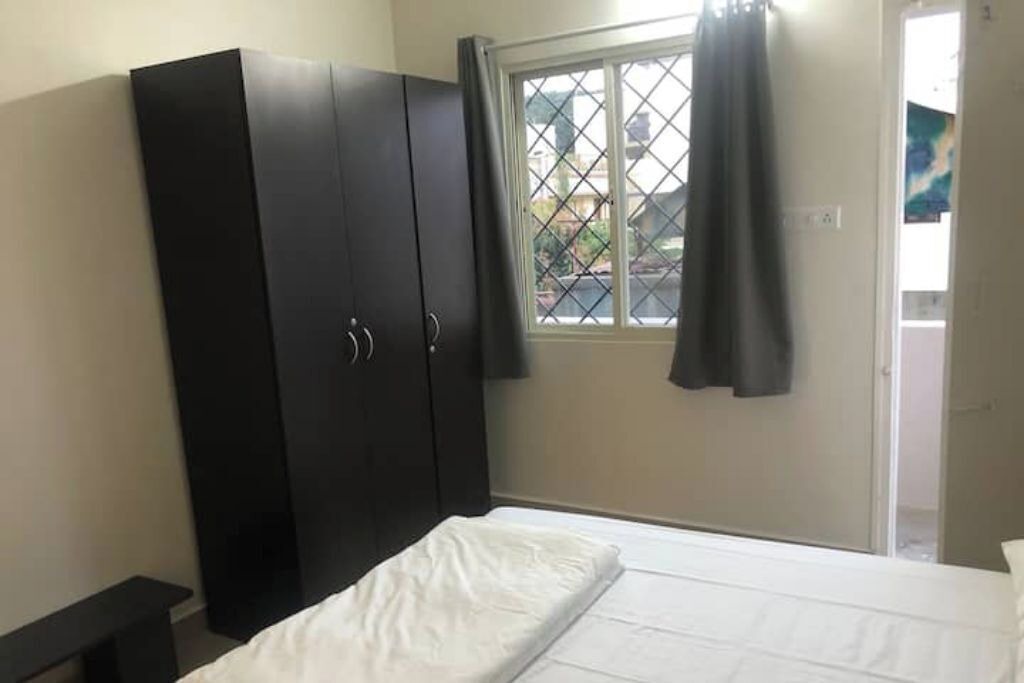 Photo of Bedroom in Murgesh Pallya