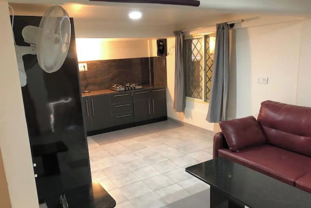 Photo of Livingroom in S R Layout