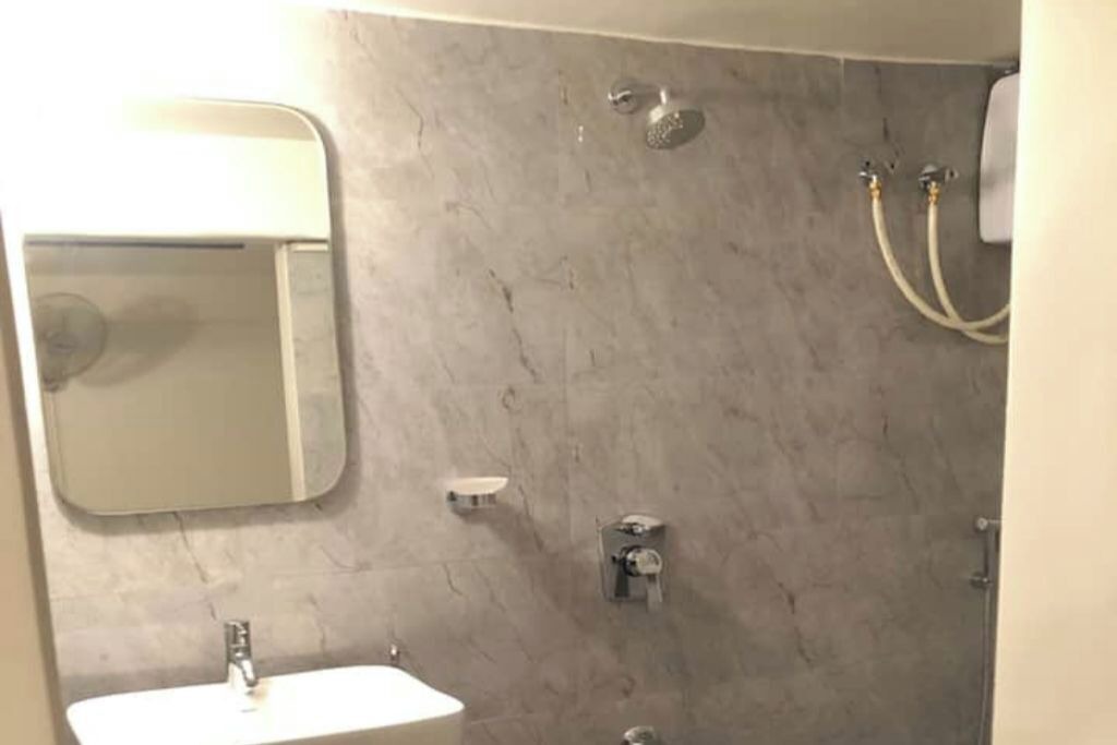 Photo of Bathroom in S R Layout