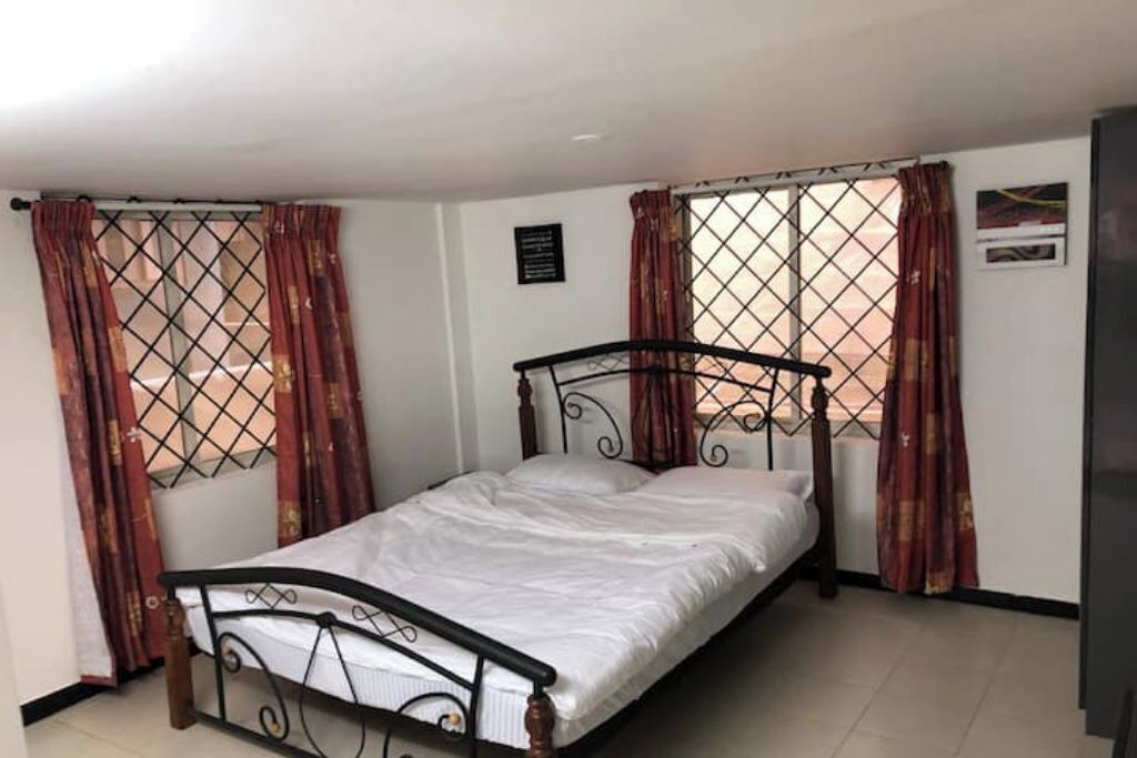Photo of Bedroom in Murgesh Pallya