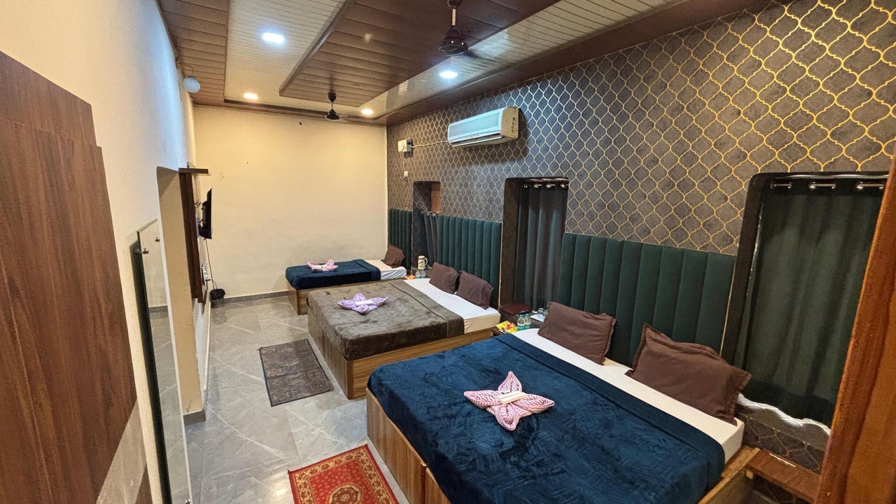 Photo of Bedroom in Haridwar