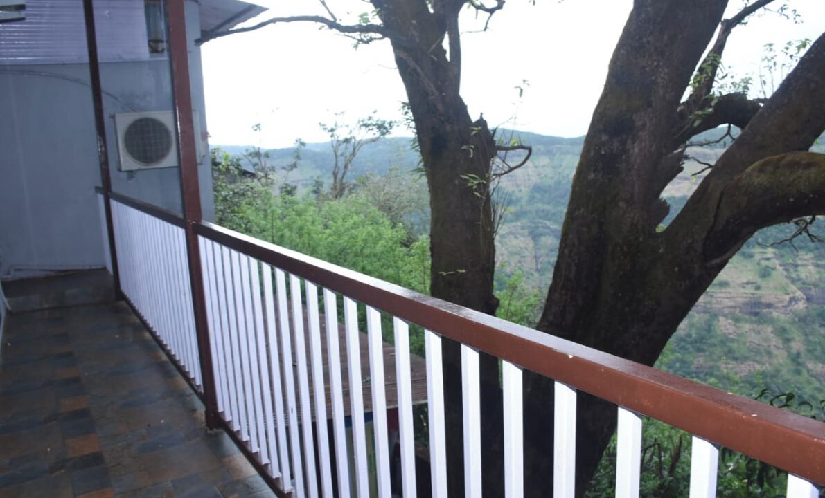 Photo of Patio Balcony in Matheran