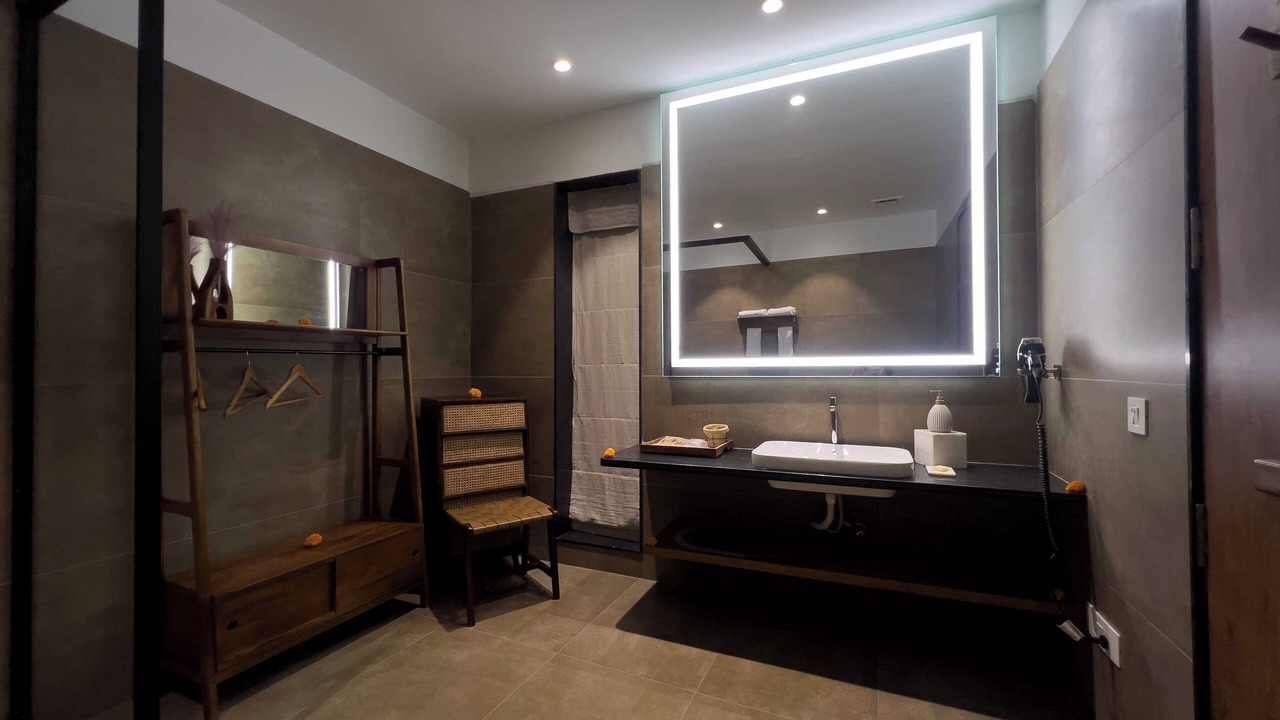 Photo of Bathroom in Junagadh