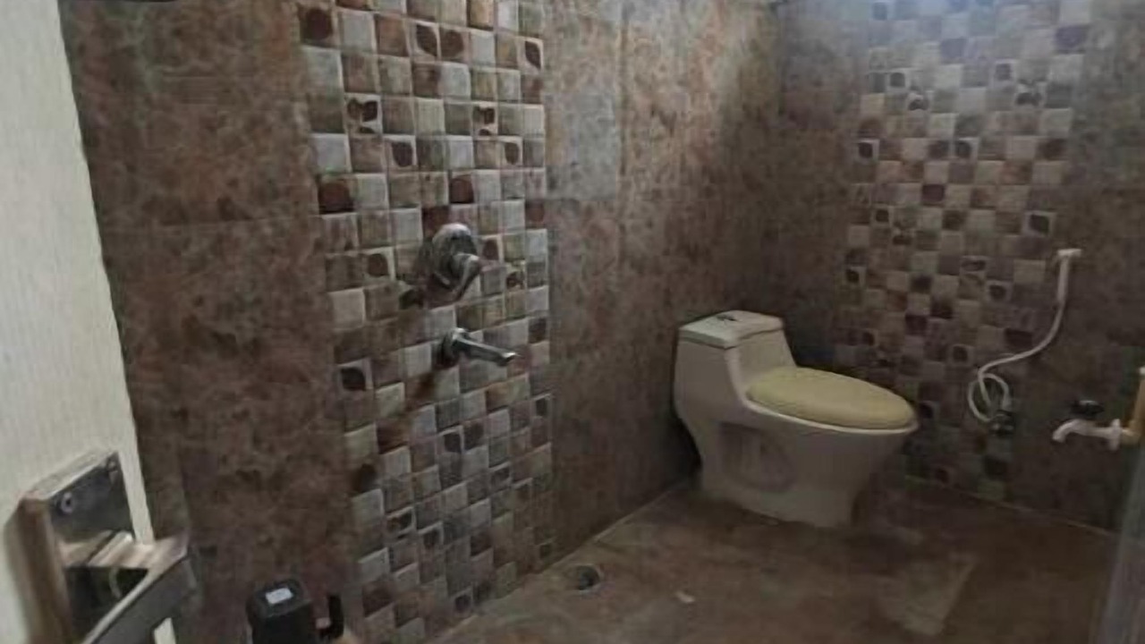 Photo of Bathroom in Moinabad