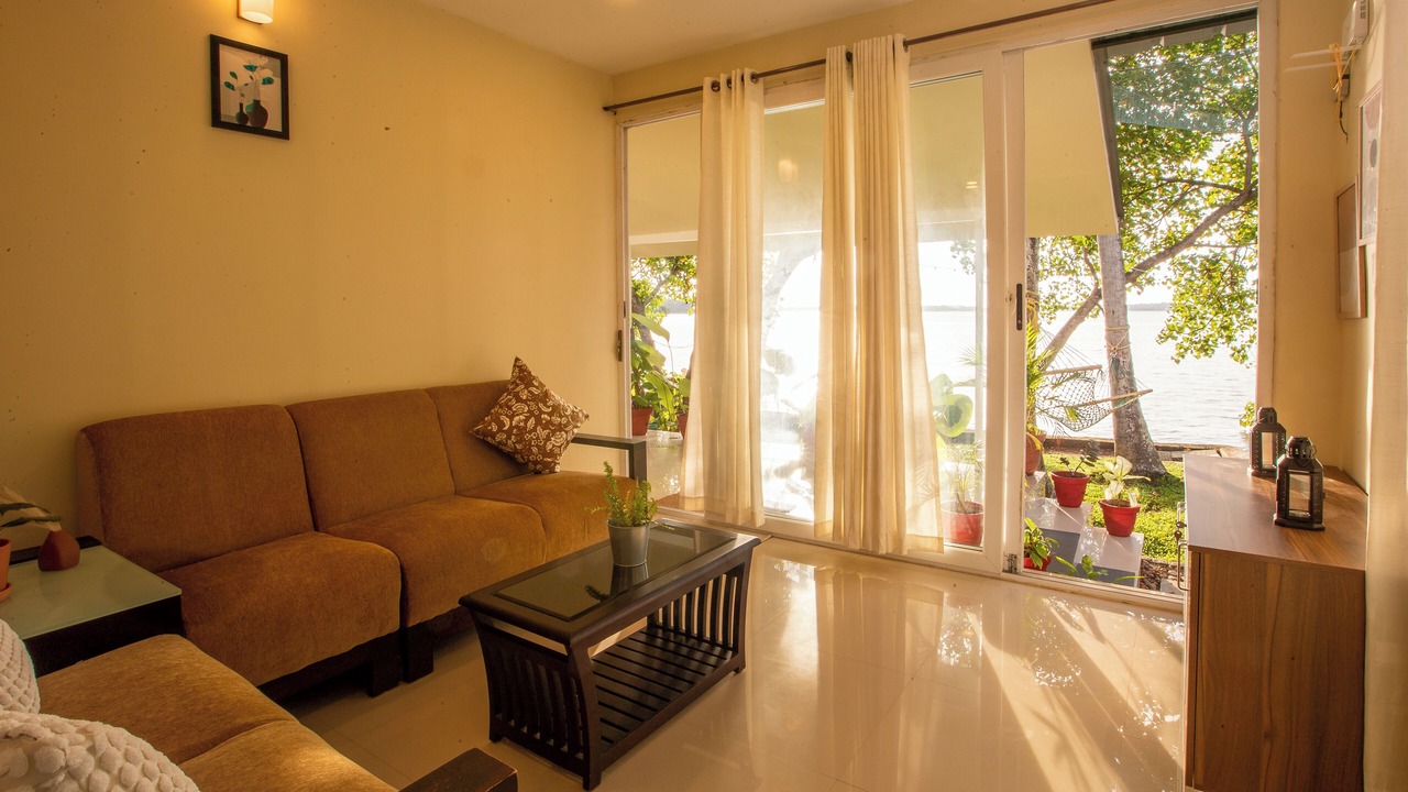 Photo of Livingroom in Munroe Island
