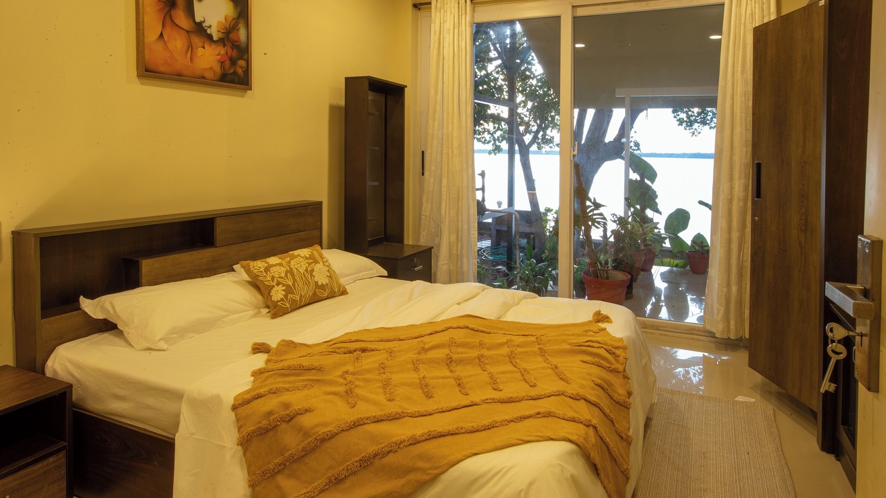 Photo of Bedroom in Munroe Island