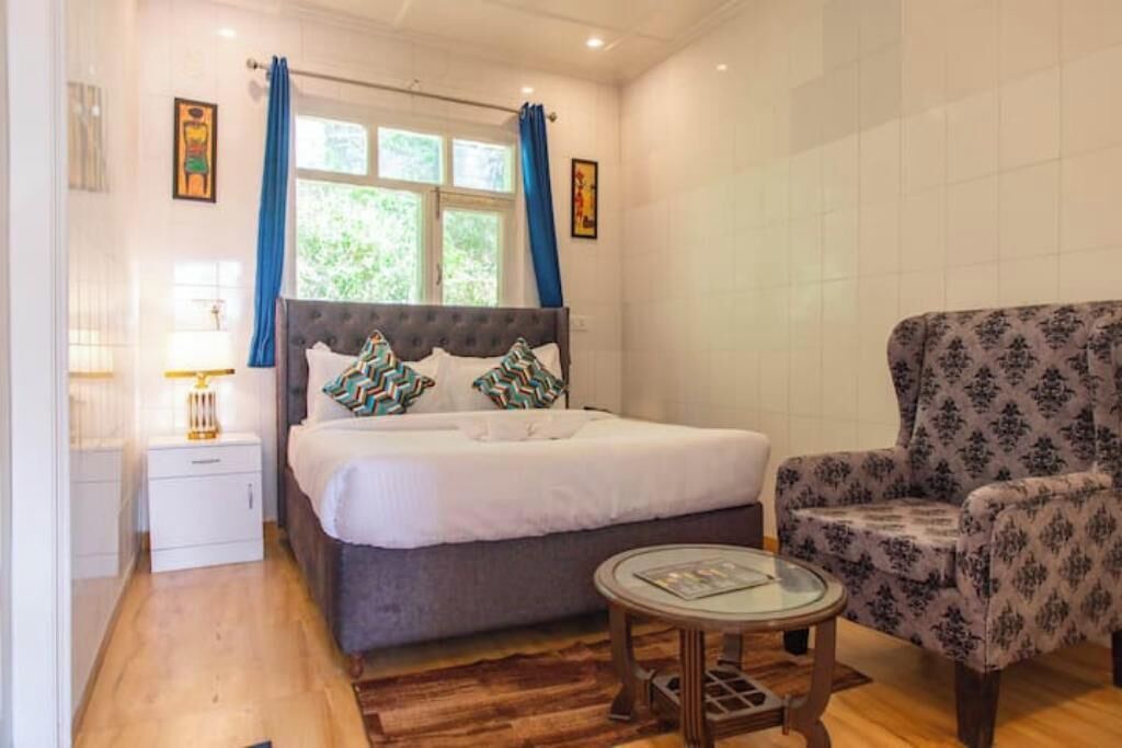 Photo of Bedroom in The Mall Road