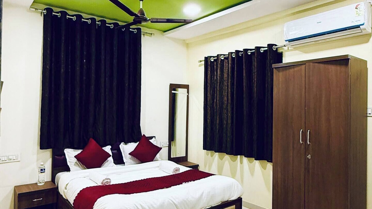 Photo of Bedroom in Mahabaleshwar