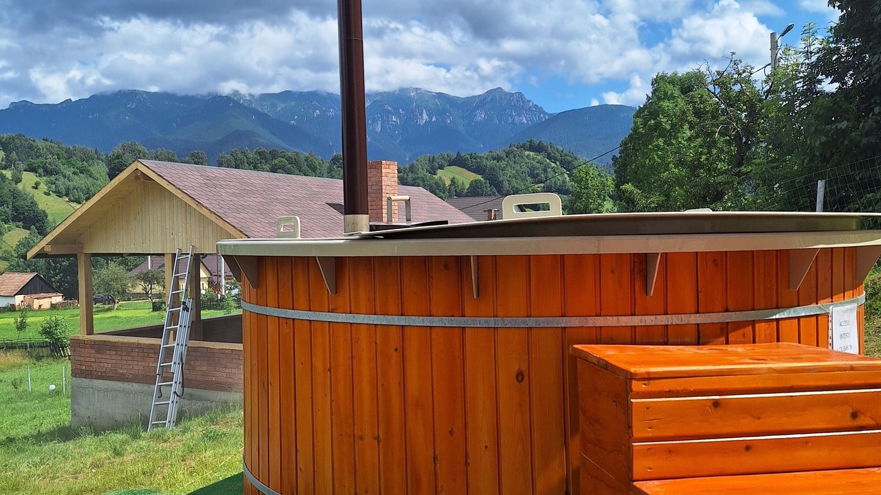 Photo of Outdoor in Bran