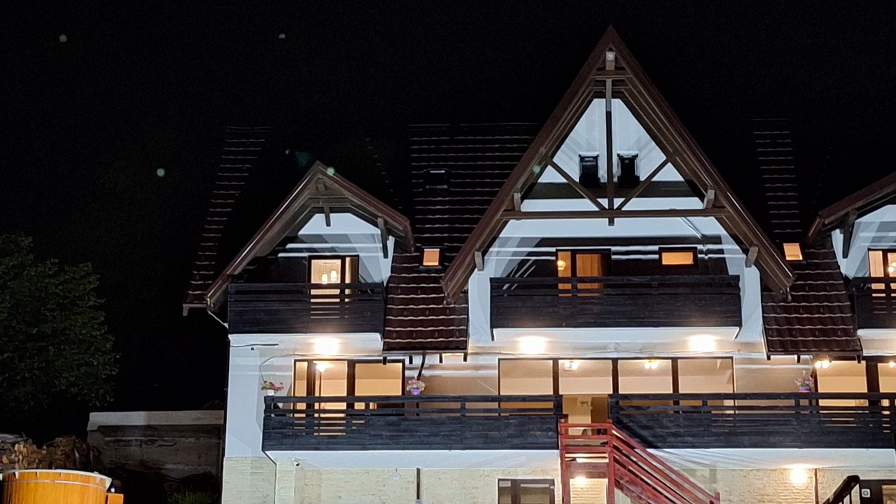 Photo of Outdoor in Bran