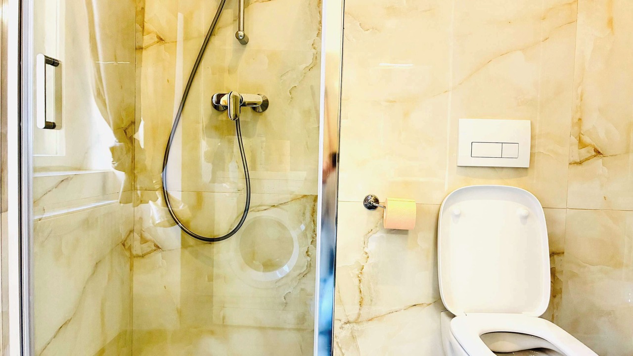 Photo of Bathroom in Old City