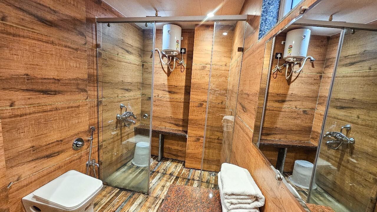 Photo of Bathroom in Pachmarhi