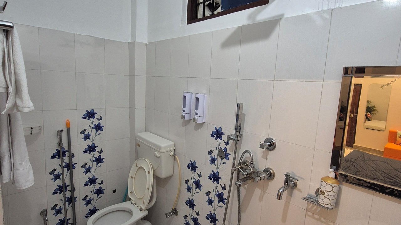 Photo of Bathroom in Varanasi