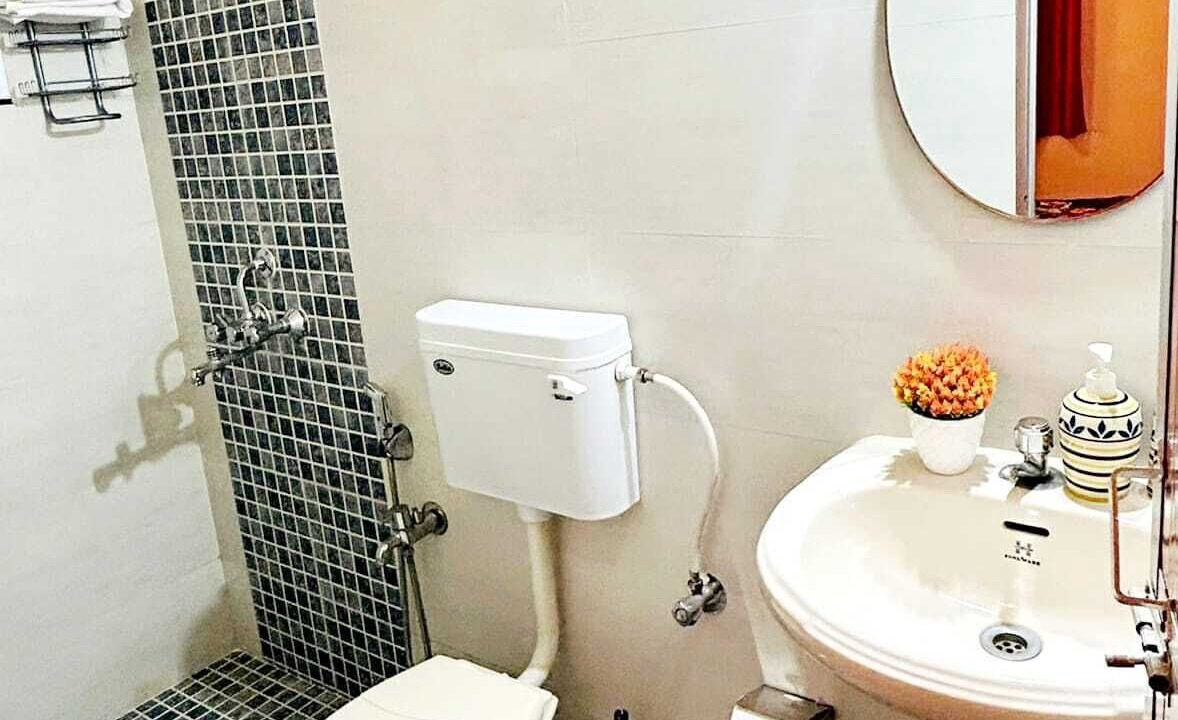 Photo of Bathroom in Arossim