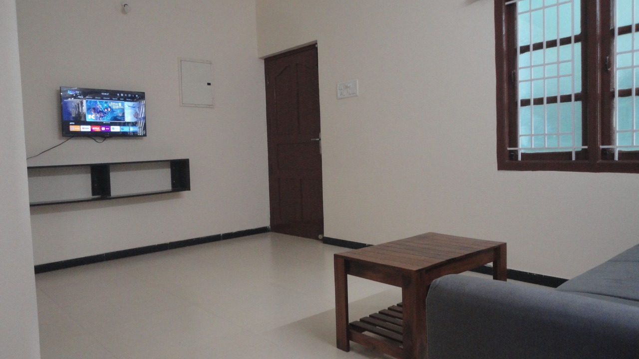Photo of Livingroom in Peelamedu