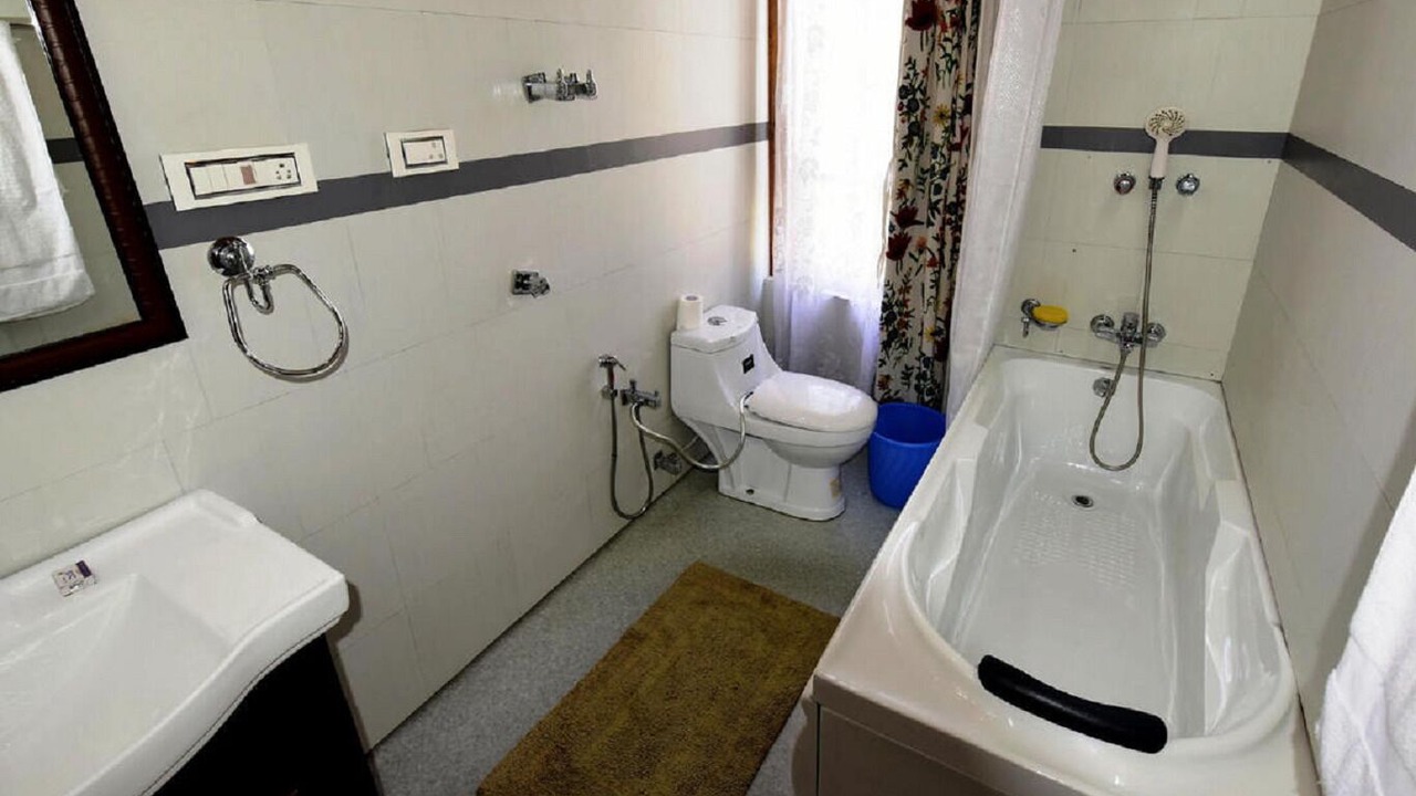 Photo of Bathroom in Alappuzha
