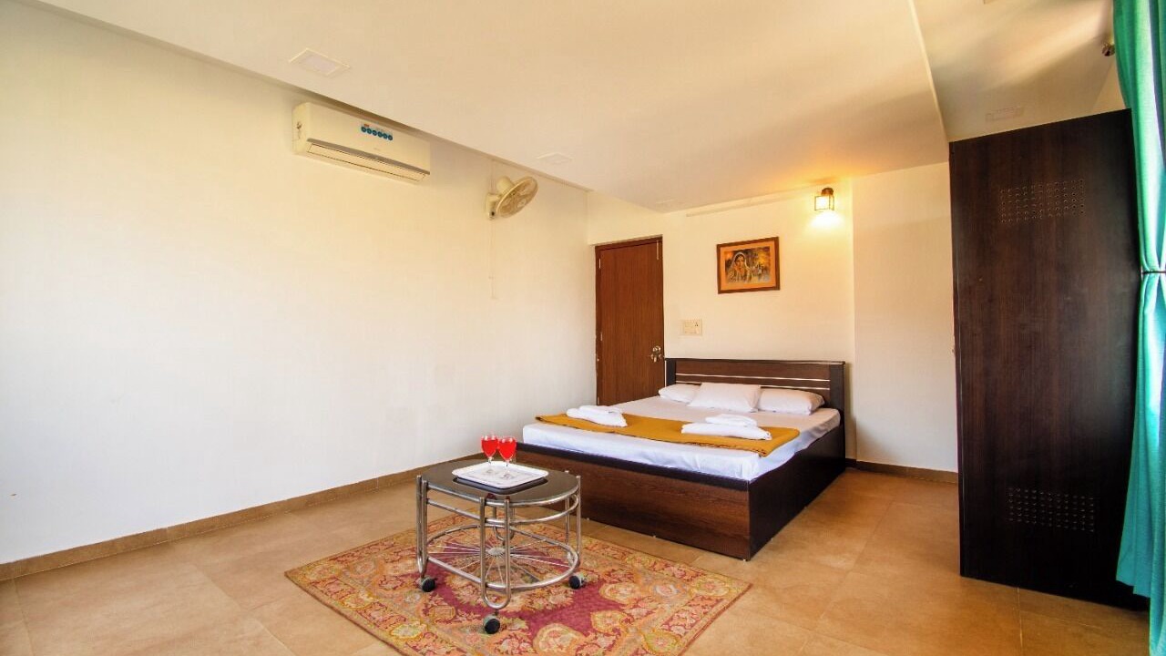 Photo of Bedroom in Kune Village
