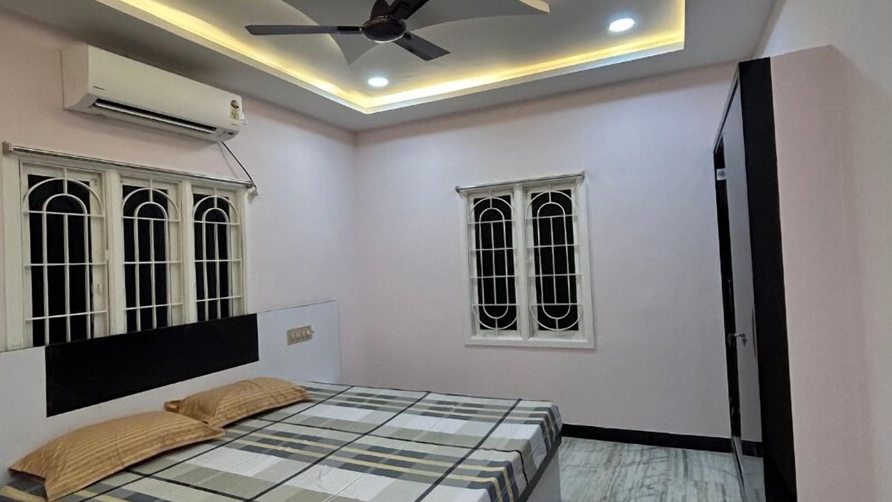 Photo of Bedroom in Annamalai Nagar