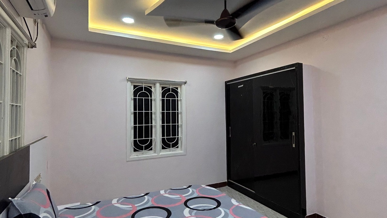 Photo of Bedroom in Annamalai Nagar