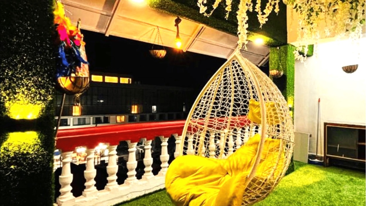 Photo of Patio Balcony in Tapovan