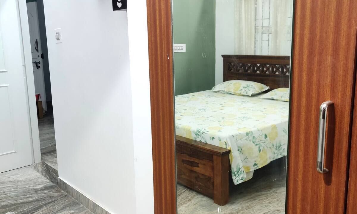 Photo of Bedroom in HBR Layout