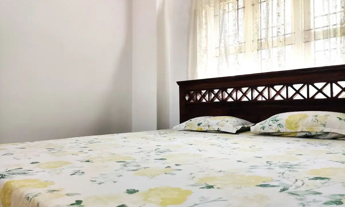 Photo of Bedroom in HBR Layout