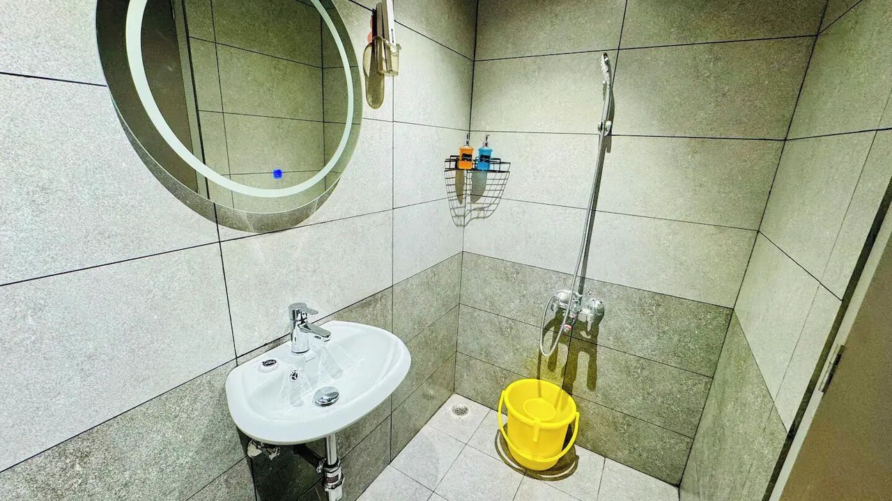 Photo of Bathroom in Kodaikanal