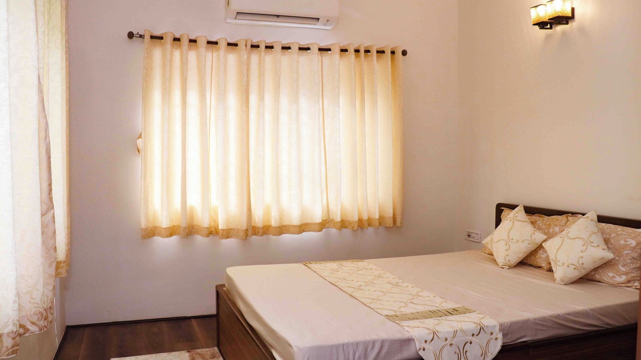 Photo of Bedroom in Raichak