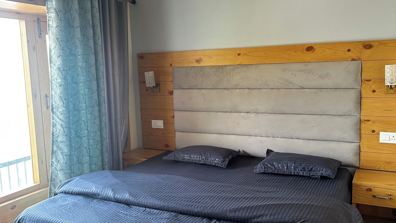 Photo of Bedroom in The Mall Road