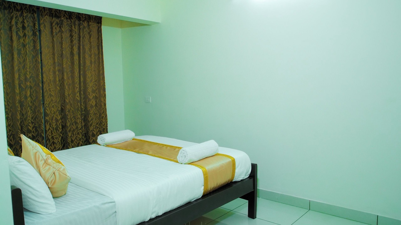 Photo of Bedroom in Adyar
