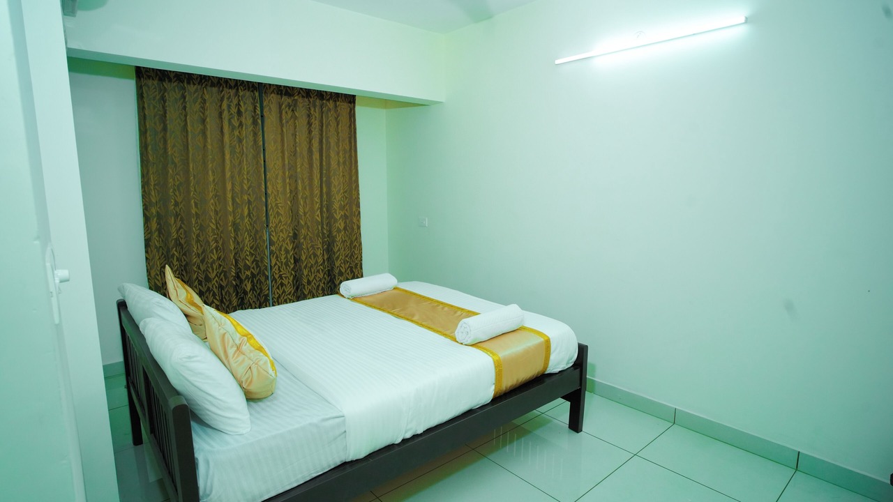 Photo of Bedroom in Adyar