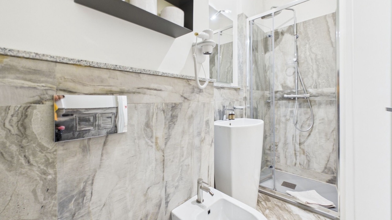 Photo of Bathroom in Old City