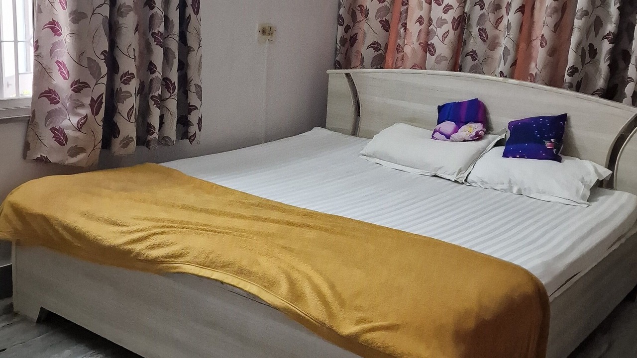 Photo of Bedroom in Raja Bazar