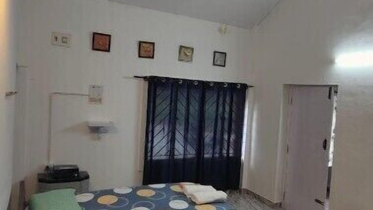 Photo of Bedroom in Sangameswarpet