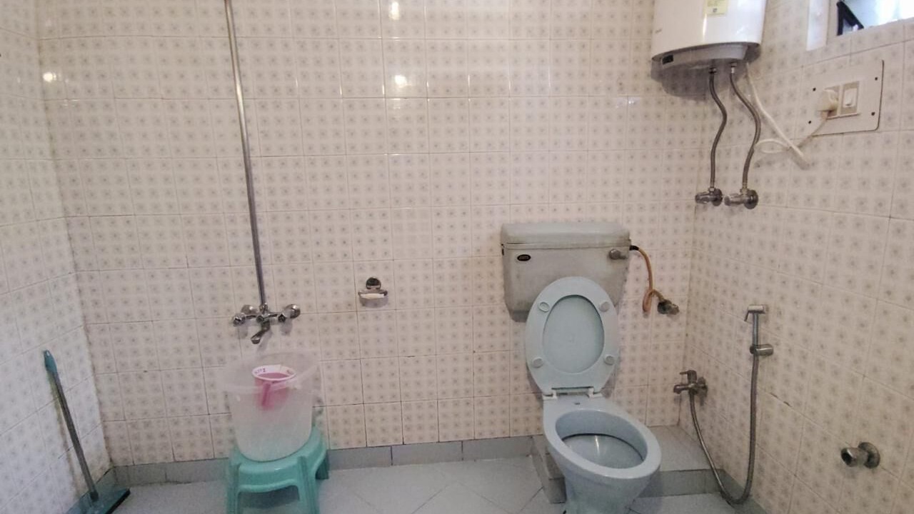 Photo of Bathroom in Abu Road