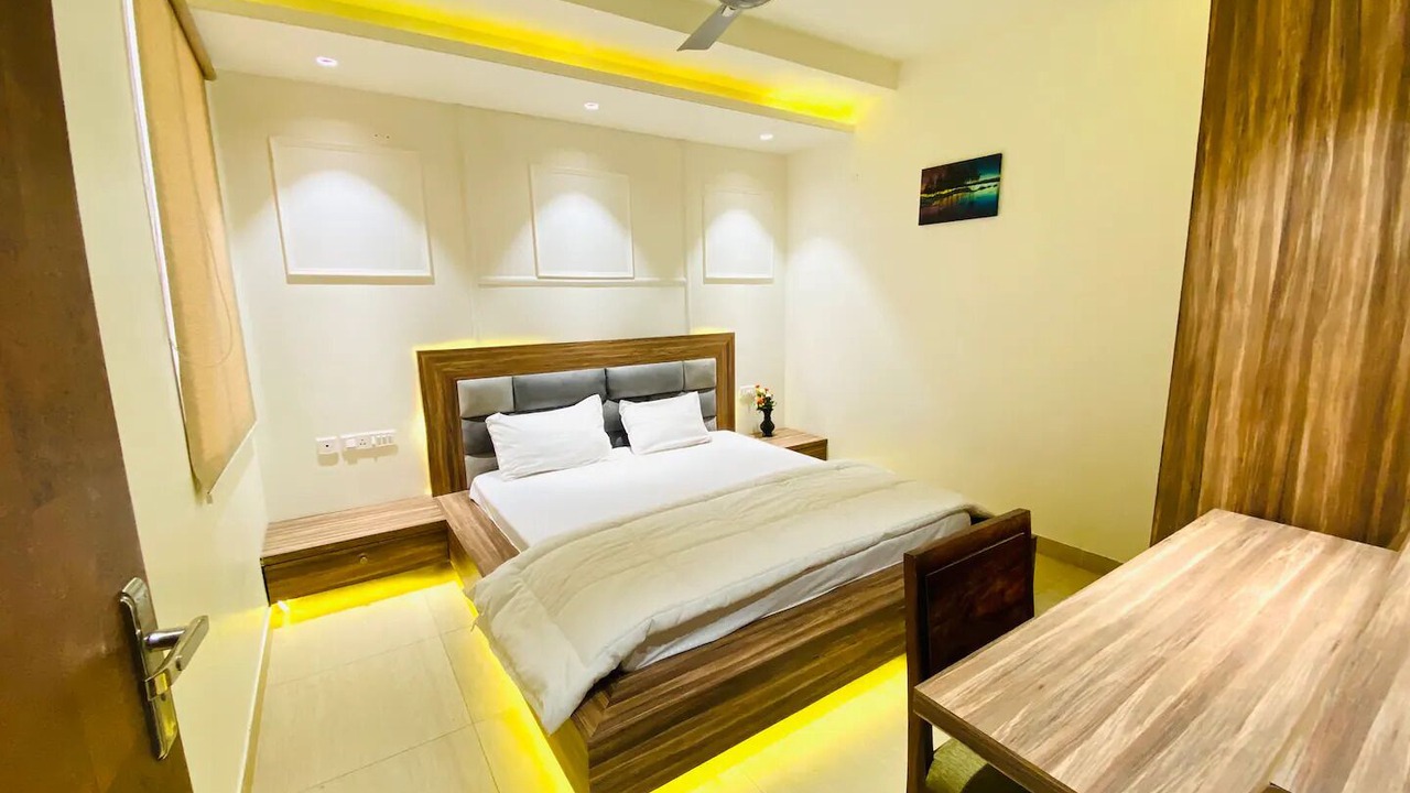 Photo of Bedroom in Tonk Road