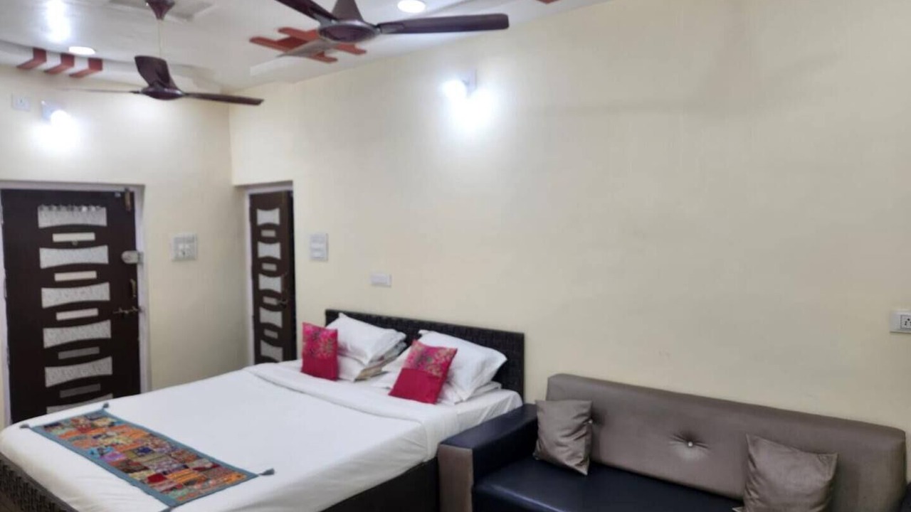 Photo of Bedroom in Abu Road