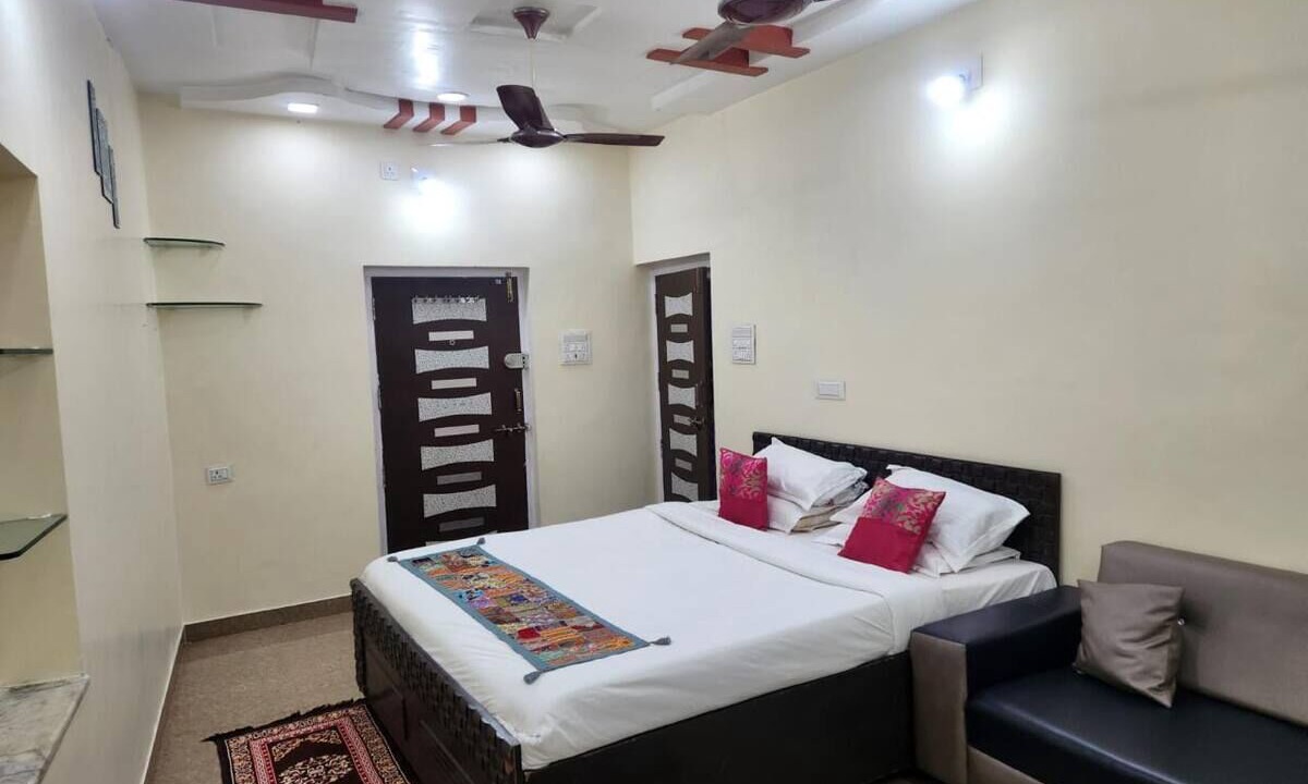 Photo of Bedroom in Abu Road