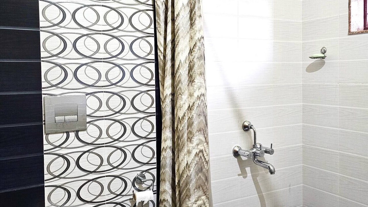 Photo of Bathroom in Vypin