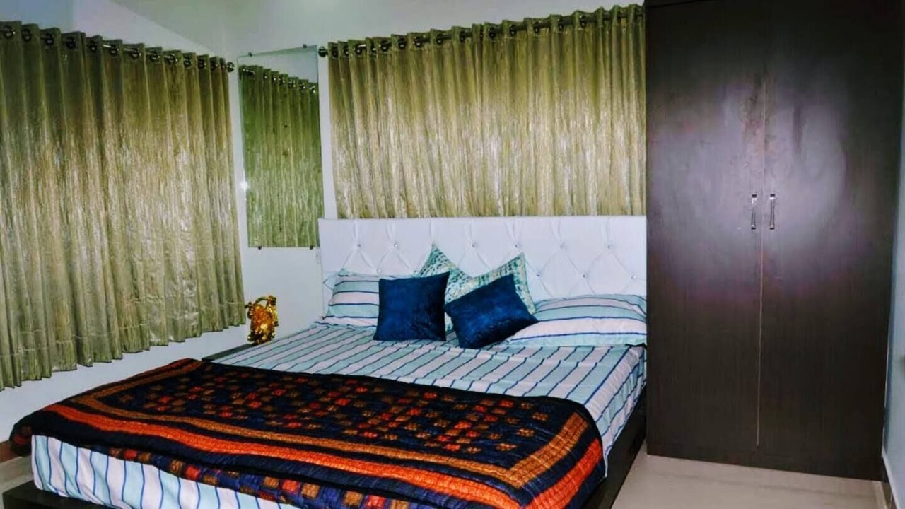 Photo of Bedroom in Mount Abu