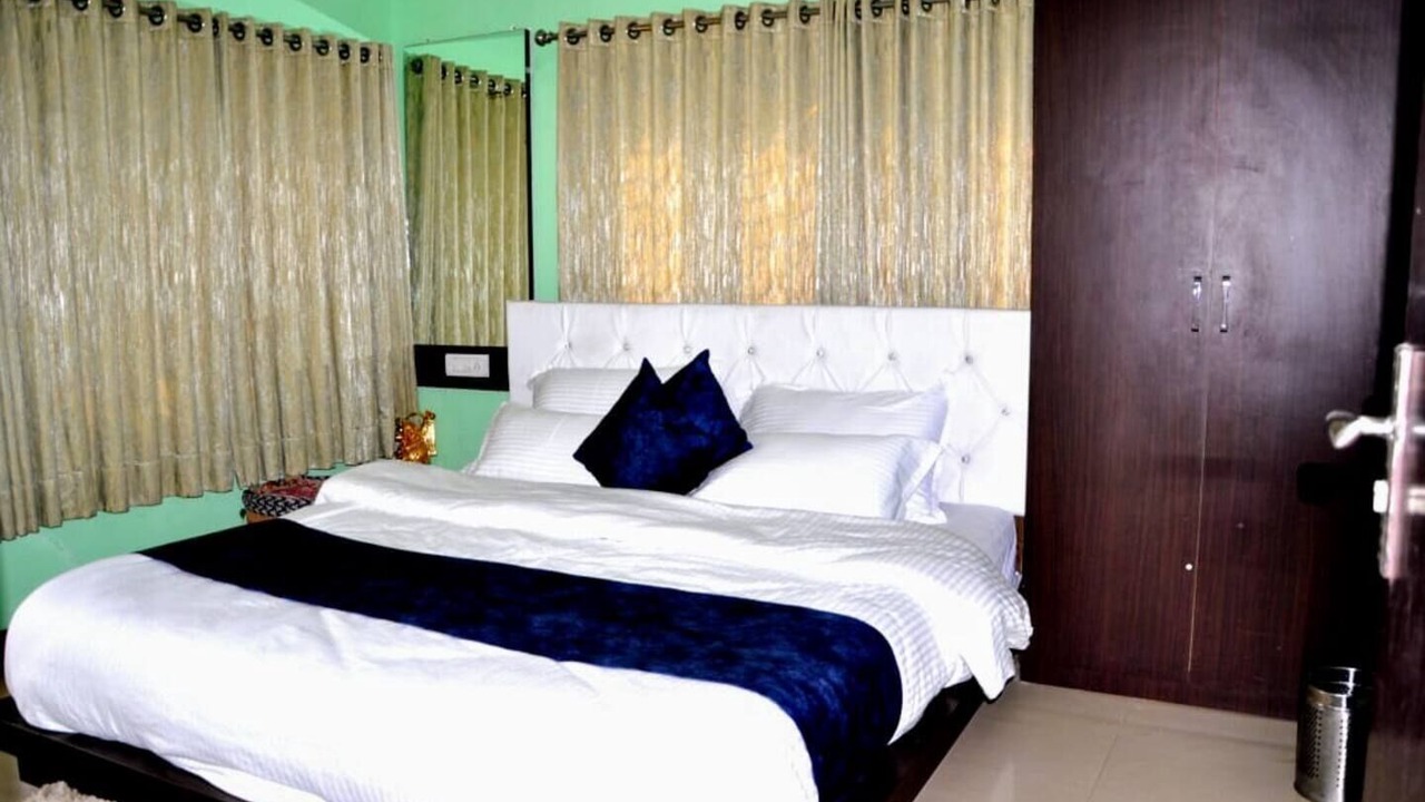 Photo of Bedroom in Mount Abu
